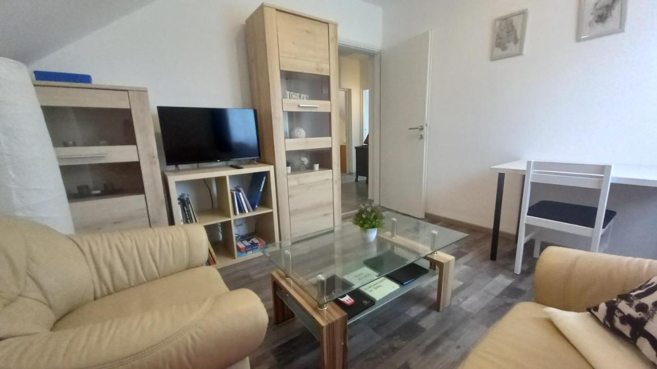 Keti Apartment Plaski ภายนอก รูปภาพ