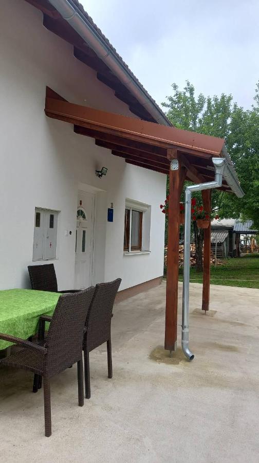 Keti Apartment Plaski ภายนอก รูปภาพ